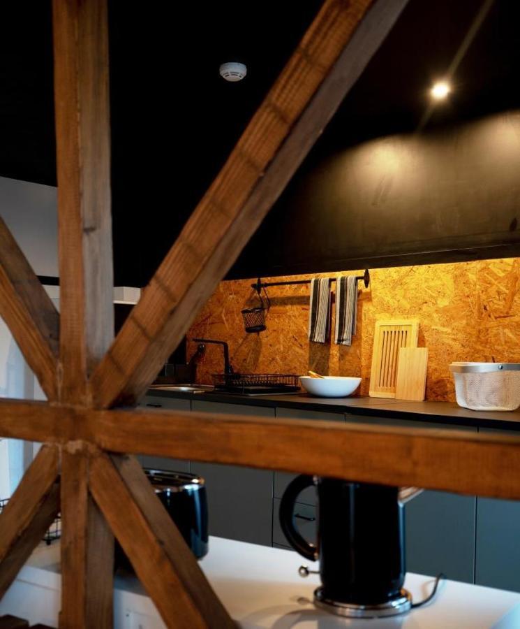 Albergue Door 21 - &